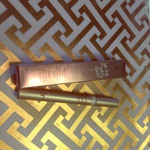 IT Cosmetics Je Ne Sais Quoi Lip Serum